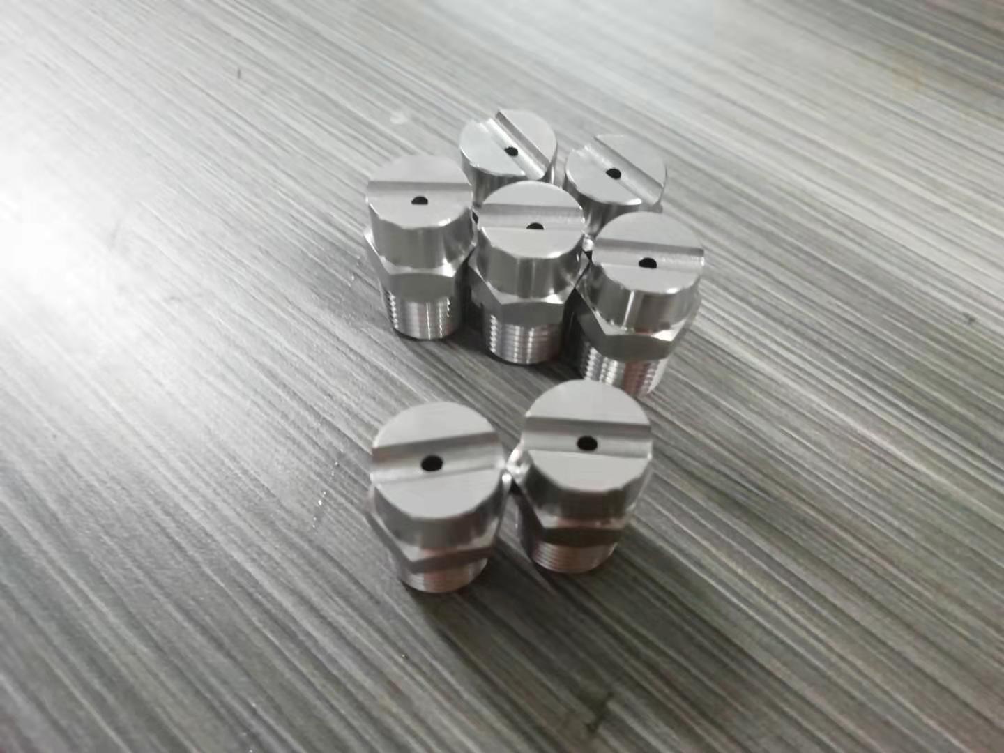 定制高壓扇形噴嘴YMEG-10發往天津客戶